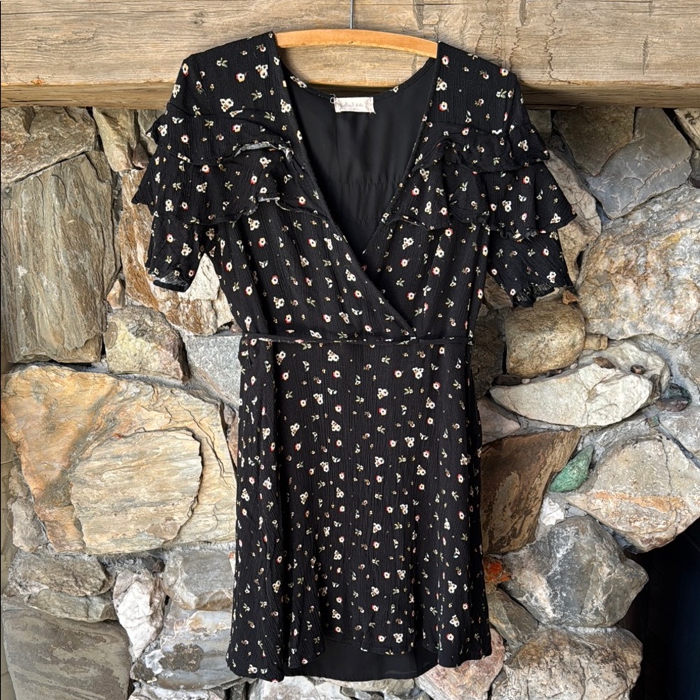 Altar'd State Flutter Sleeve Mini Dress Women’s size Medium